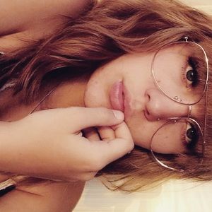 Meet your Posher, Elle